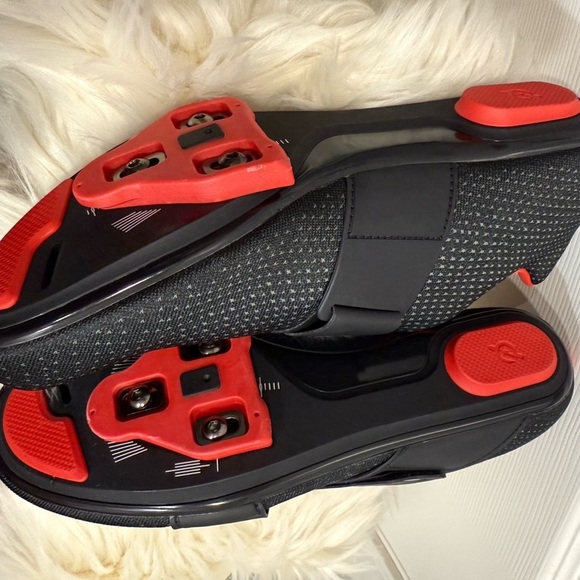 Peloton Altos Cycling Shoes Spinning Black Red main image 8